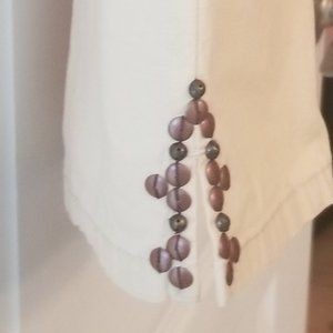 Ruby Rd. Women Capri.  Beautiful light yellow. 98% cotton 2% spandex.  Size 16W